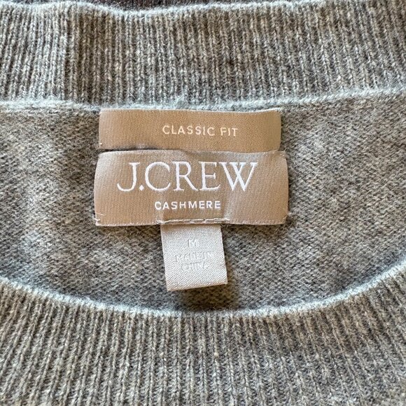 J.Crew Cashmere Crewneck Classic Fit Sweater Gray Quiet Luxury - Picture 2 of 2